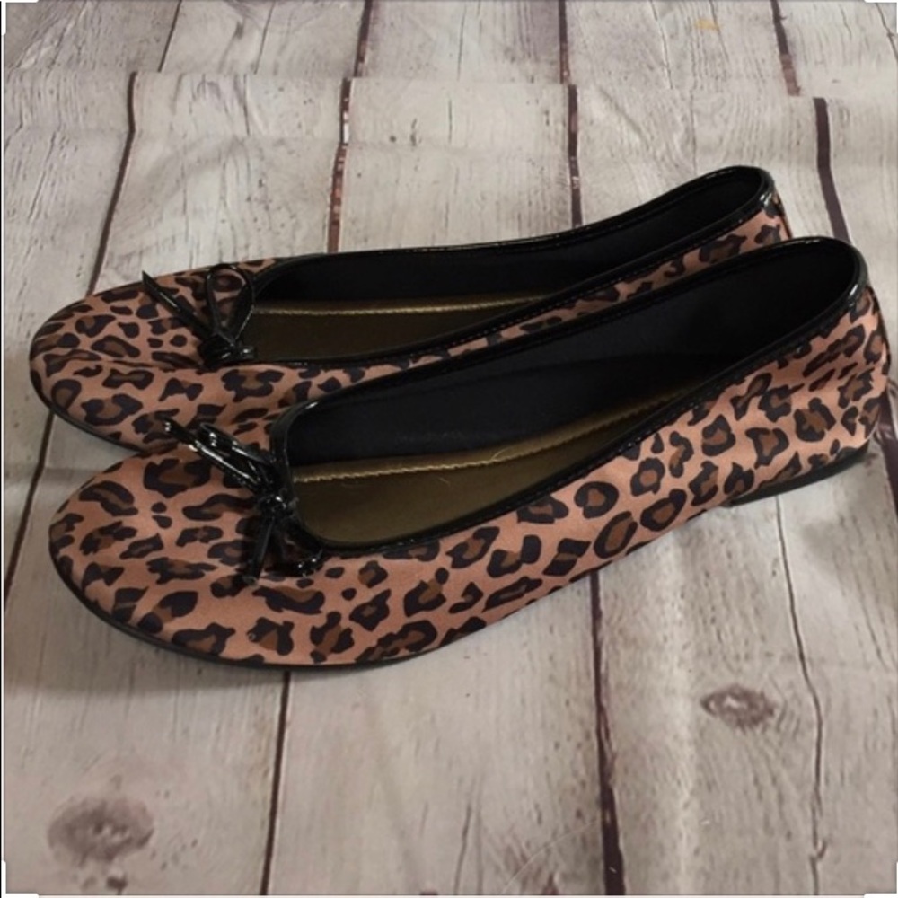 American Eagle Leopard Print Ballet Flats